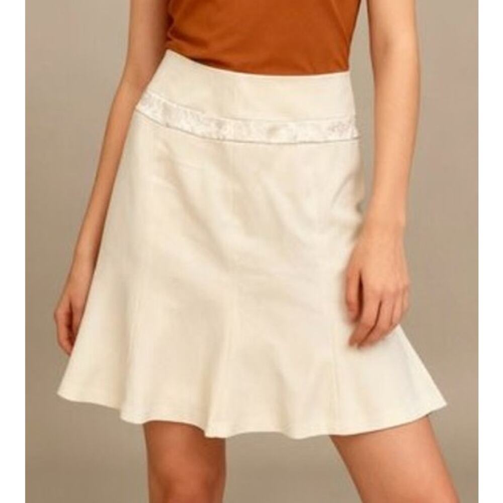 NWT Apostrophe Embroidered Flare Skirt 6 Ivory Coquette Romantic Old Money